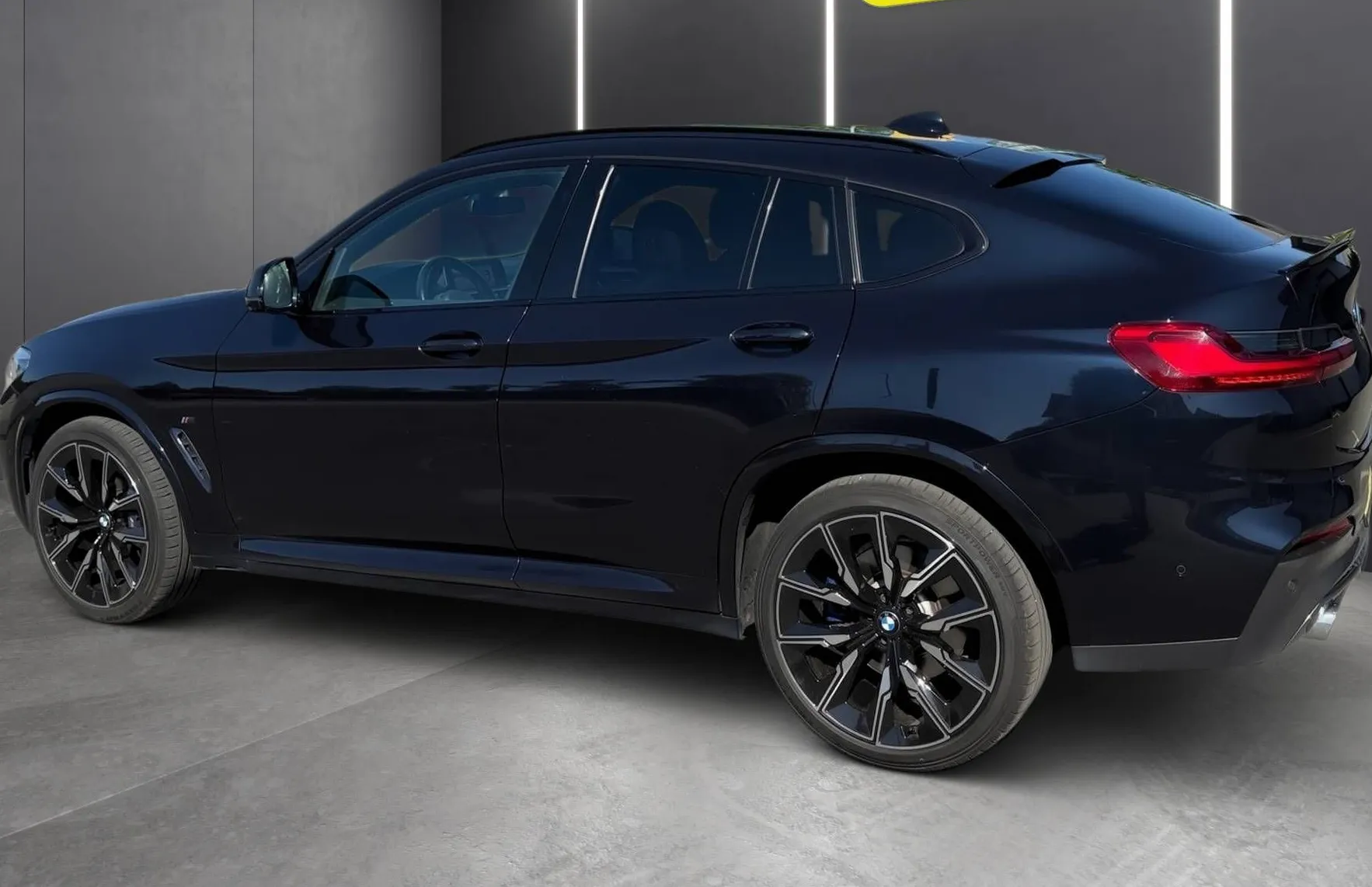 Zunanja slika - BMW X4 - serija : xDrive30d M PAKET FULL LED 360 KAMERA TEM NAVI T - 3