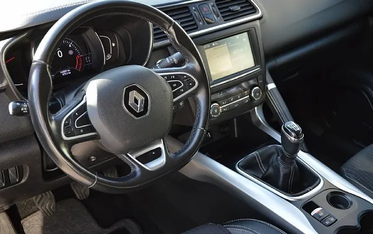 Zunanja slika - Renault Kadjar - BOSE Blue dCi 115 -Slovenski - Odličen - 1.Lastn - 7