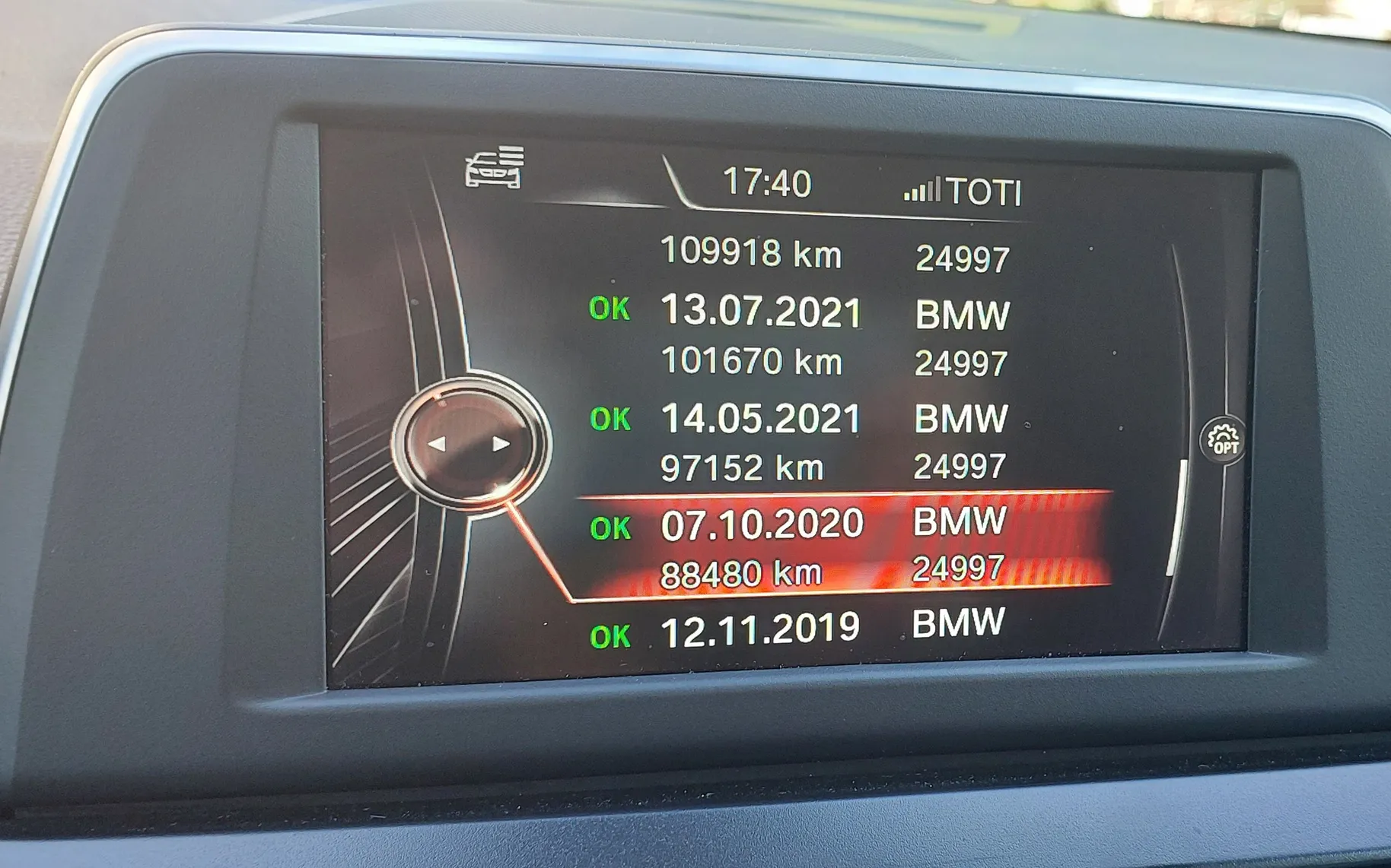 Servisna knjižica - BMW Serija 2 - 220d xDrive Gran Tourer M Sport Avt. - 9