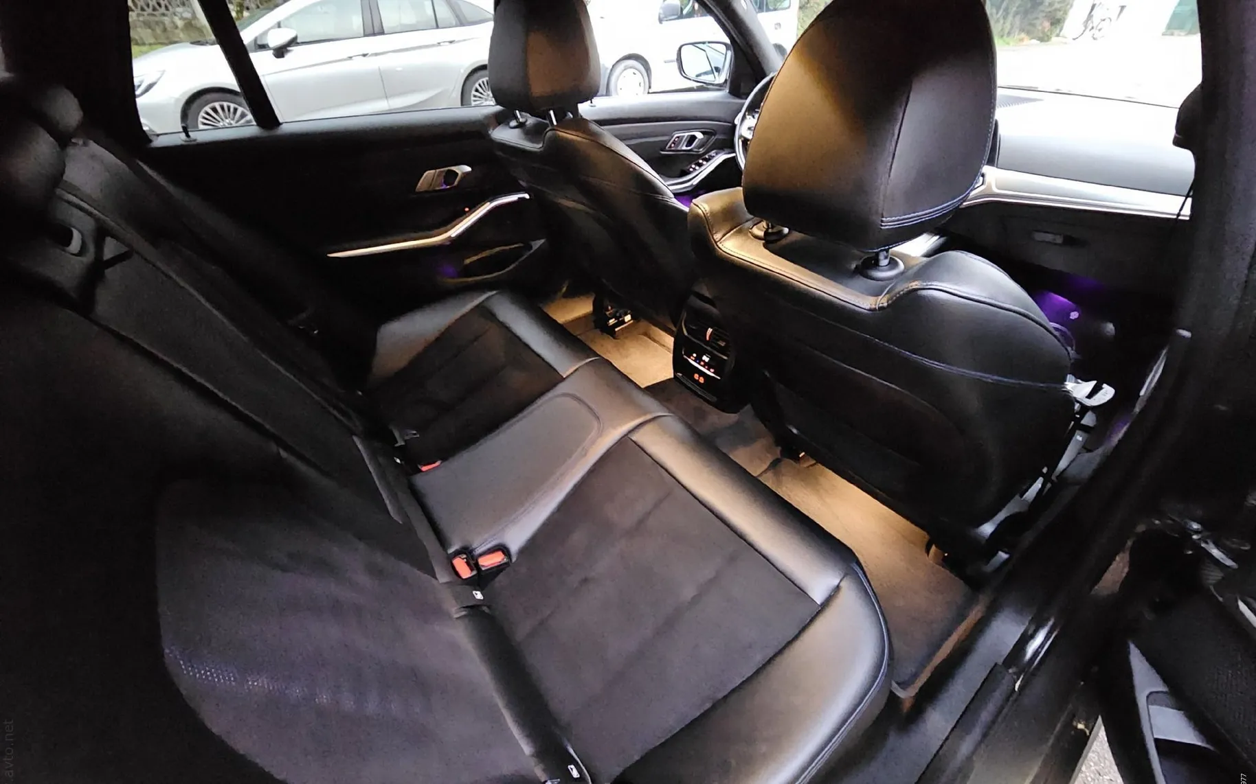 Notranja slika - BMW serija 3 Touring: - 320d M-OPTIC |VIRTUAL|NAVI|LED|ALU19|PDC|TOP|... - 11