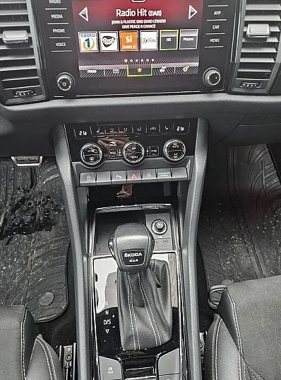 Zunanja slika - Škoda Kodiaq - Sportline 2.0 TDI 110kW 4X4 DSG - 9
