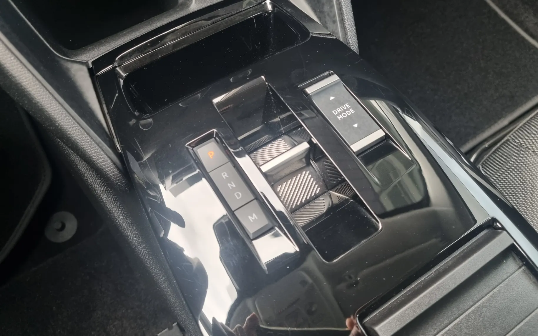 Zunanja slika - Citroën C4 - 1.2 PURETECH MHEV - FACELIFT - SAMO 20.502KM - 17