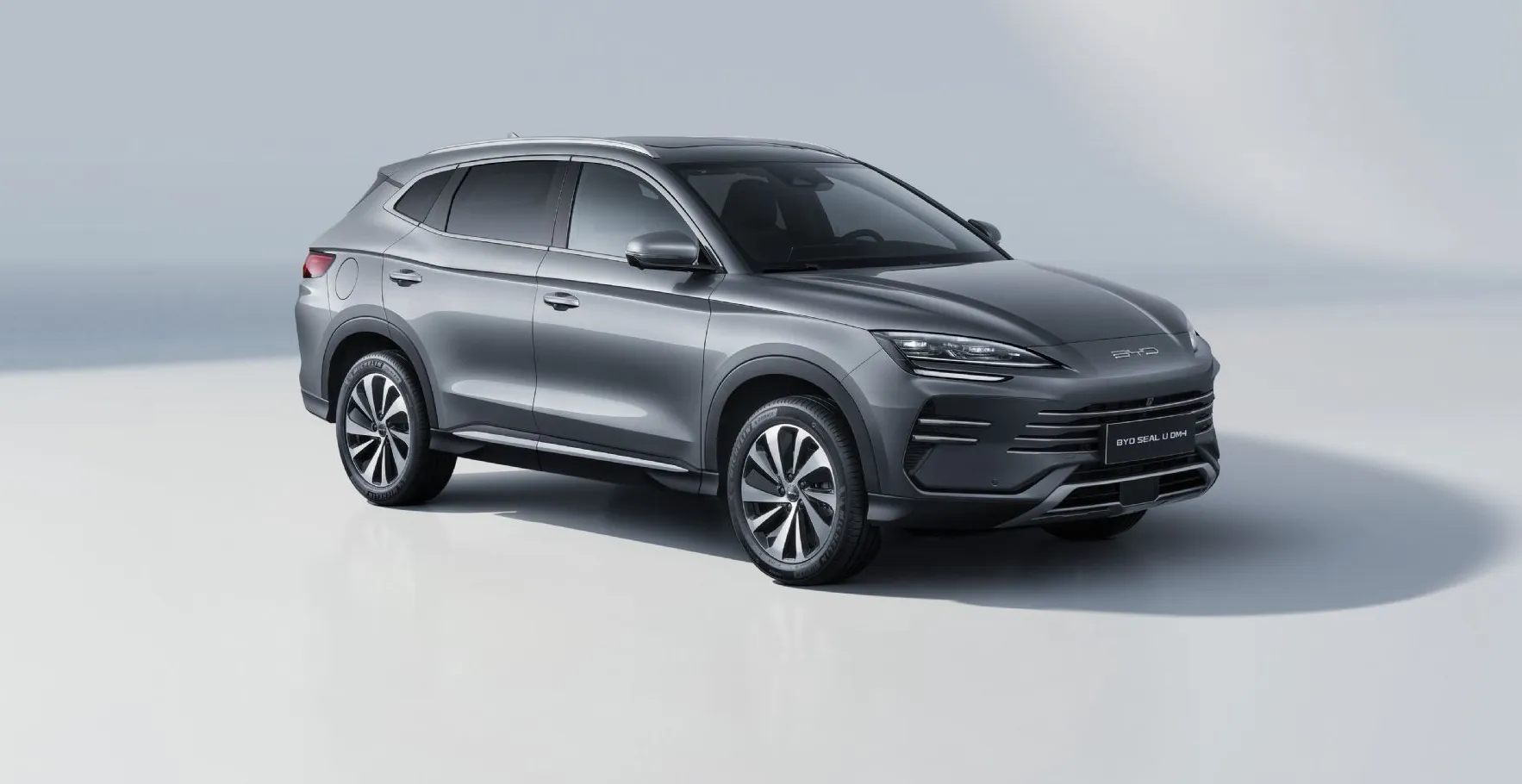 Zunanja slika - BYD SEAL U - DM-i DESIGN AWD PHEV 238kW skupni doseg 870 km - 4