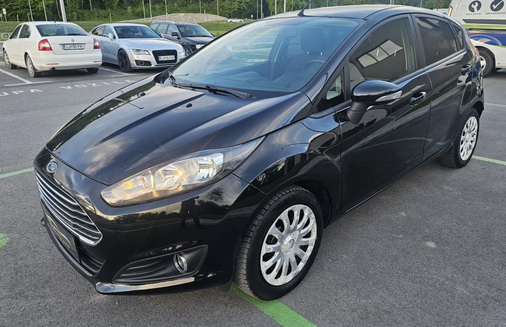Zunanja slika - Ford Fiesta - 1.4 Trend|SLO|multifunkcija|AVTOklima|bluetooth|US - 1