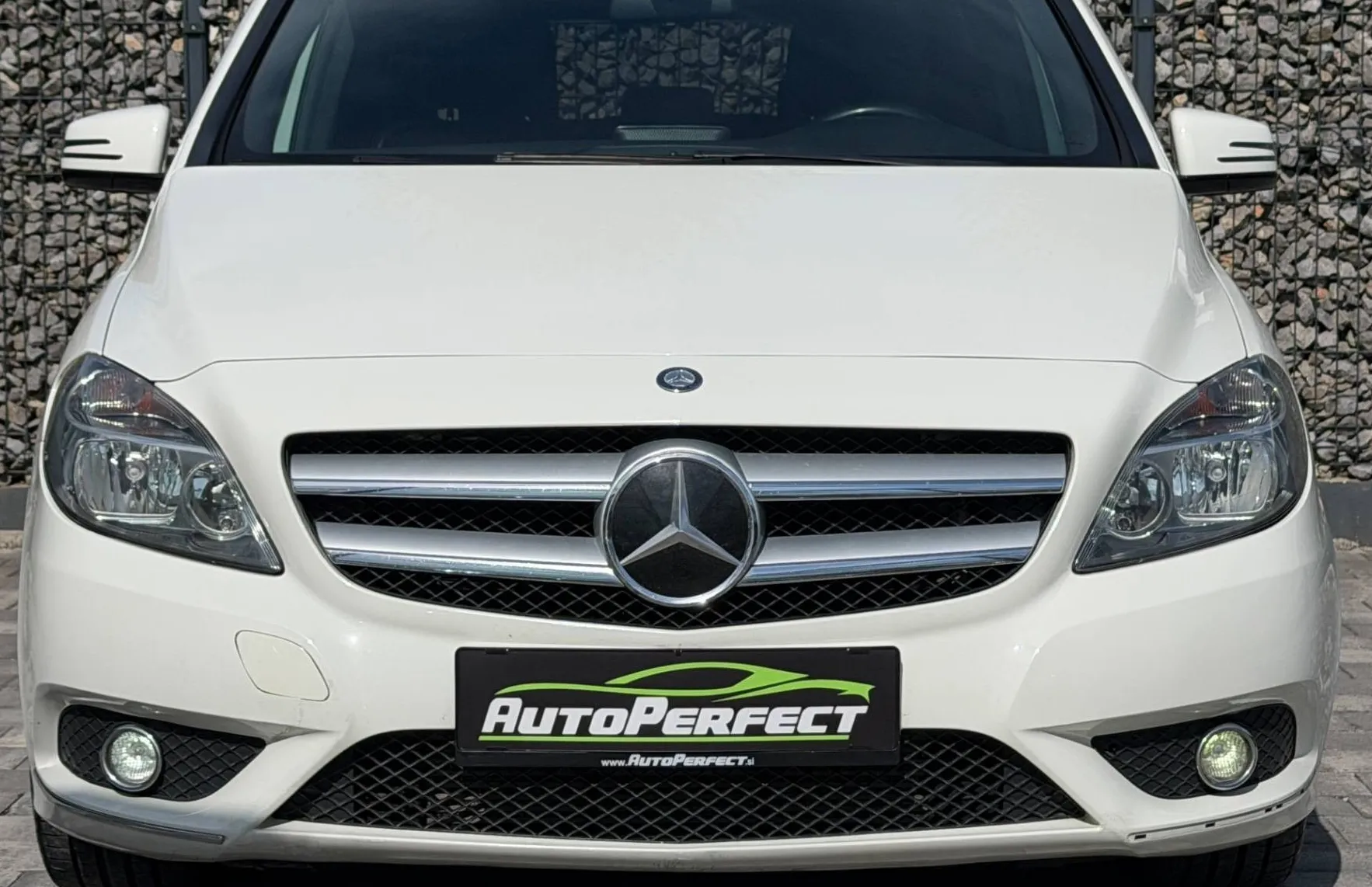 Zunanja slika - Mercedes-Benz B-Razred - B 200 CDI BlueEFFICIENCY |GR. SED.|TEMP|AVT. KLI.. - 2