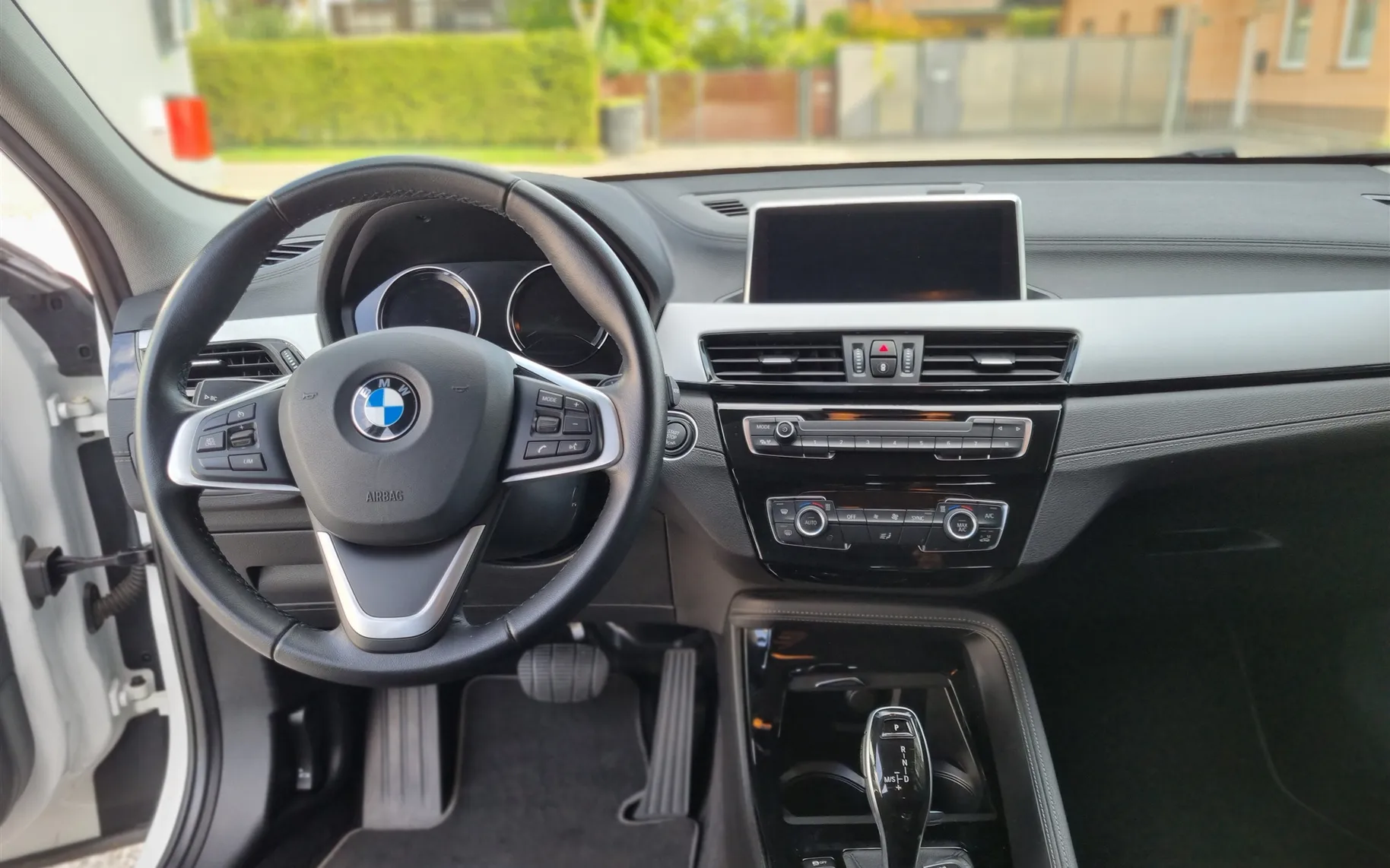 Zunanja slika - BMW X2 - sDrive18i - 7