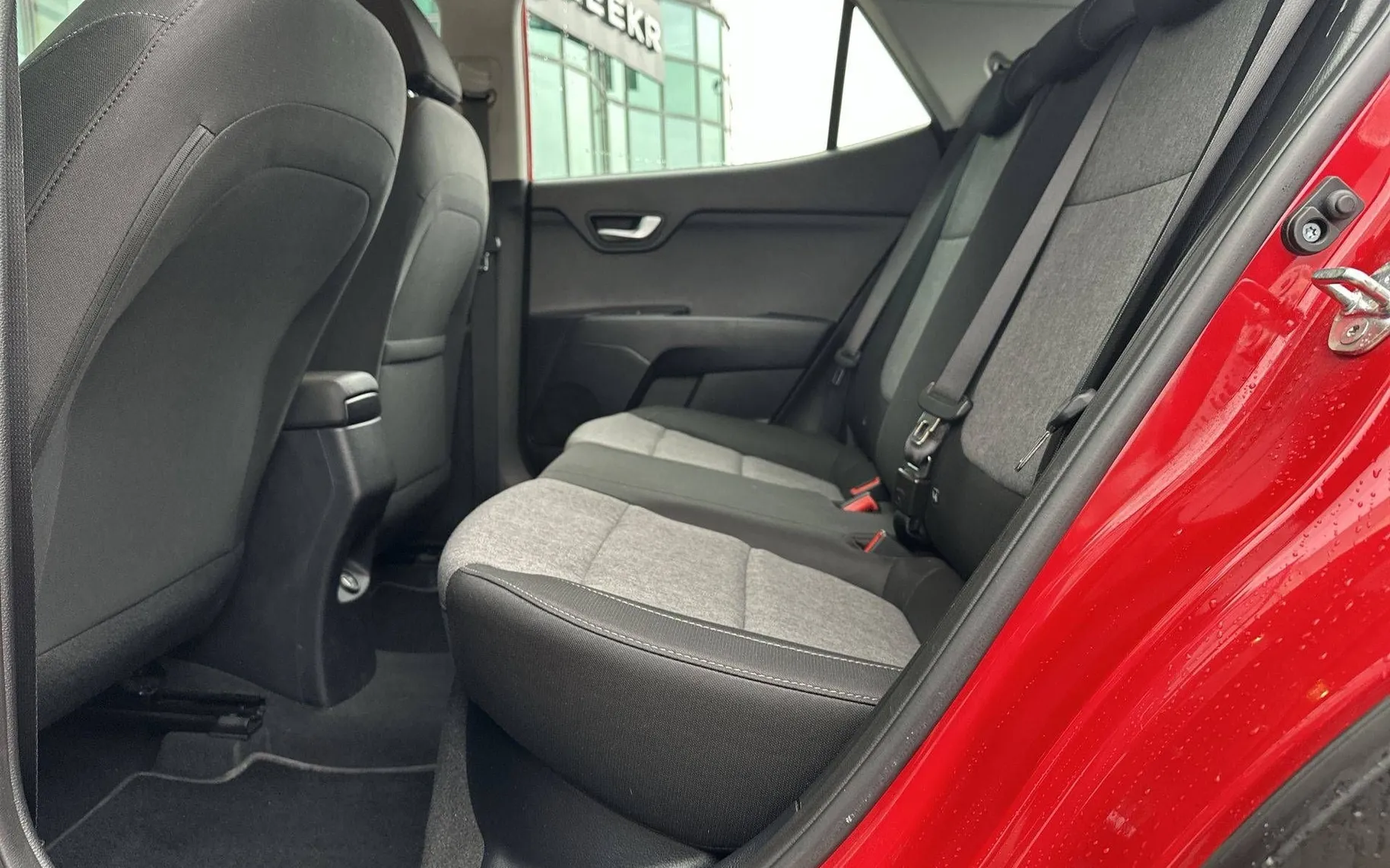 Notranja slika - KIA Stonic - 1.0 T-GDi LX Urban ISG DCT - 11