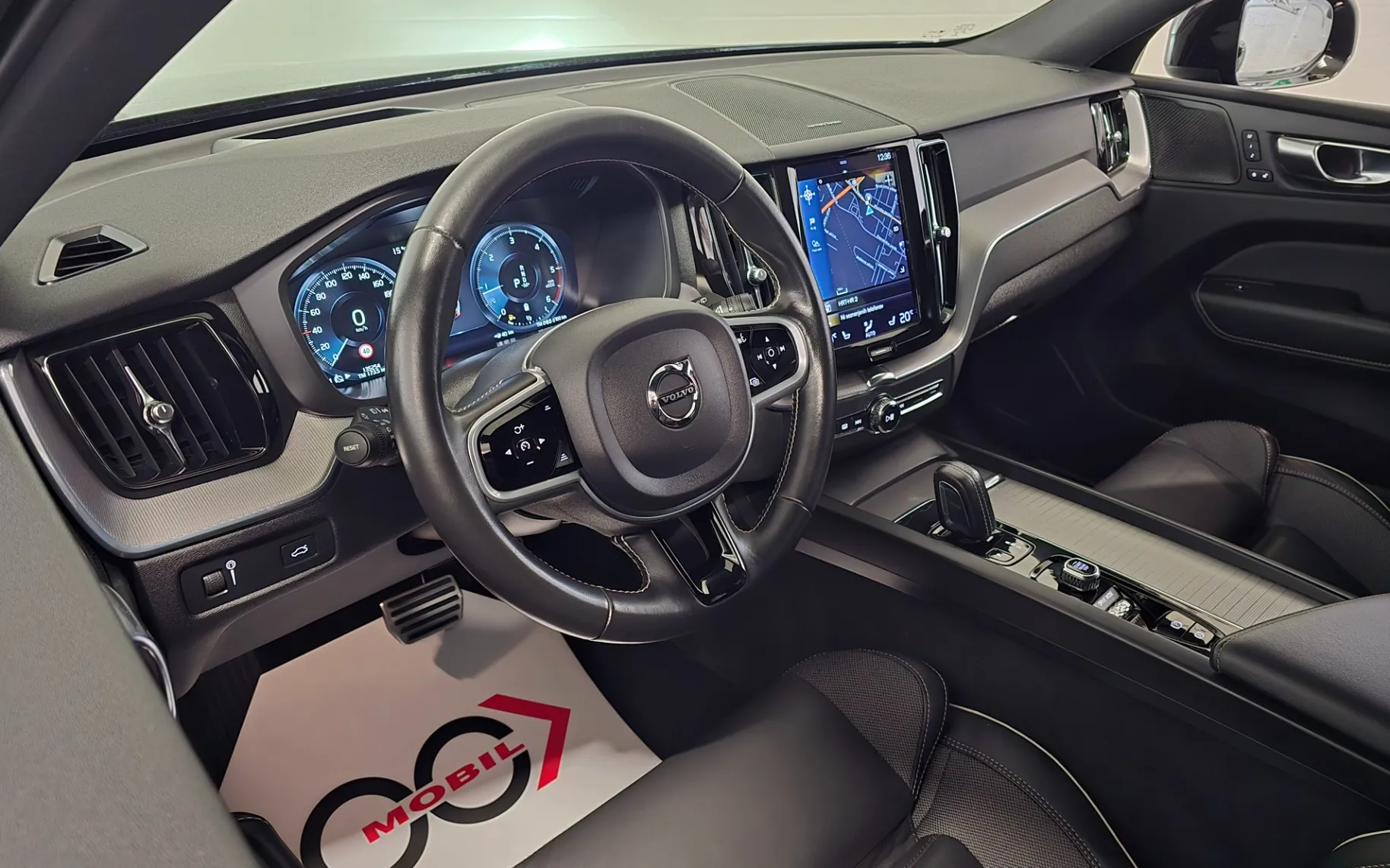 Zunanja slika - Volvo XC60 - B4 D R-design 145 Avt. - 9