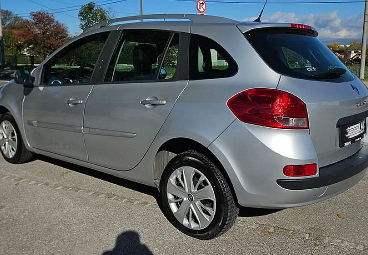 Zunanja slika - Renault Clio - Grandtour 1.2 75ks °OPRAVLJEN VELIK SERVIS° - 4