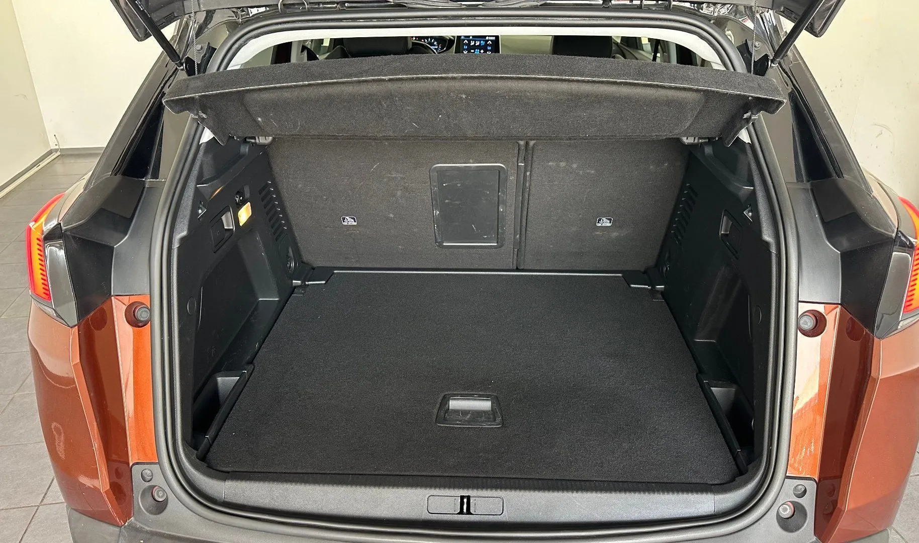 Zunanja slika - Peugeot 3008 - PURETECH TURBO 130 ALLURE.KAMERA.USNJE.LED.NAVI - 10