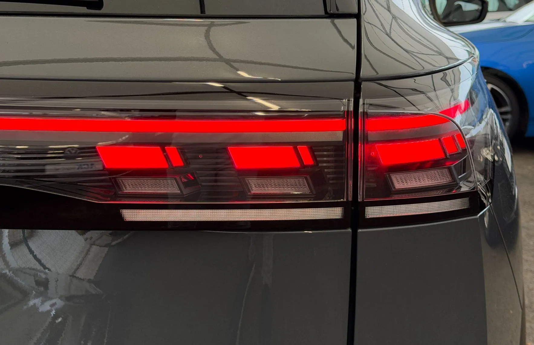 Zunanja slika - Volkswagen Tiguan - 4JOY 1.5 eTSI DSG SLO 1.Lastnik-PANORAMA-GARANCIJA - 5