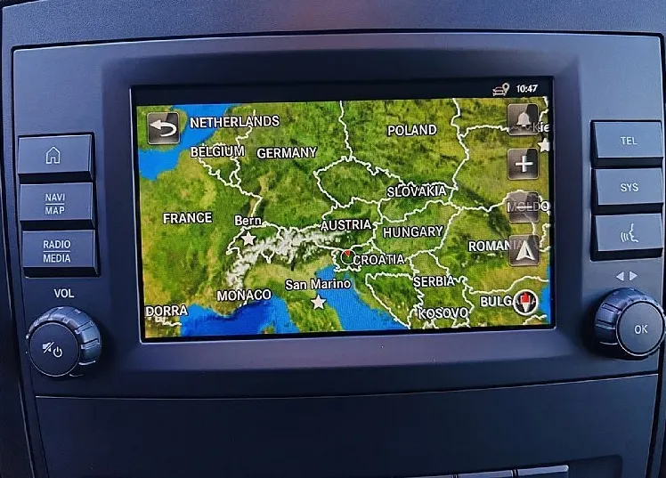 Zunanja slika - Mercedes-Benz Vito - 2.0D 8+1-TEMP-2XPDC-NAVI-2X DRSNA VRATA-ANDROID.A - 15
