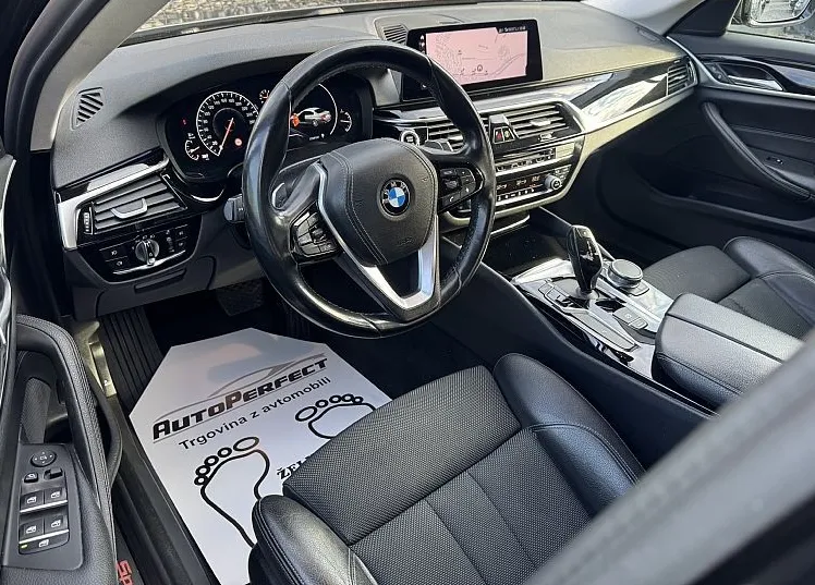 Zunanja slika - BMW Serija 5 - : 520d aut. |PANO|KAM|AMBI| - 9