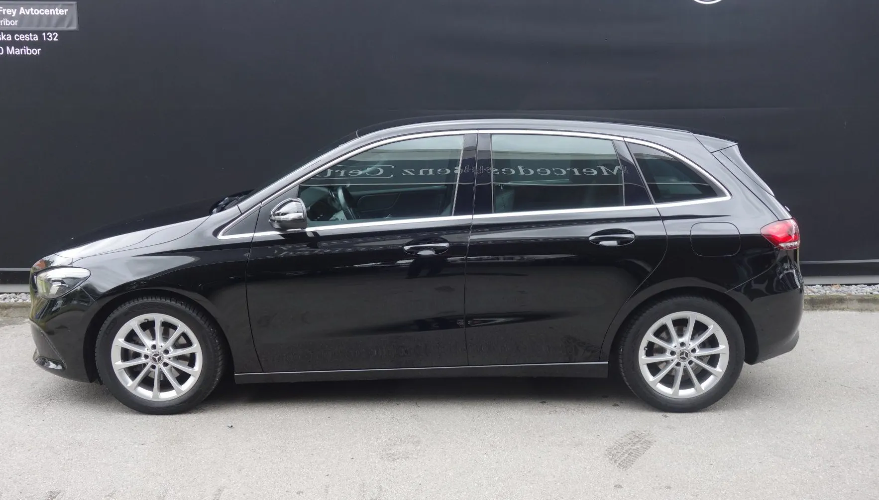 Zunanja slika - Mercedes-Benz B-Razred - 180 AUT. - 2