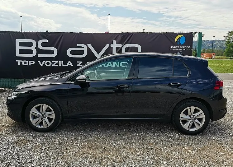 Zunanja slika - VW Golf - 1.5 TSI Life 96  130   FULLED-ALU-NAVI-GR.SEDEŽEV - 4