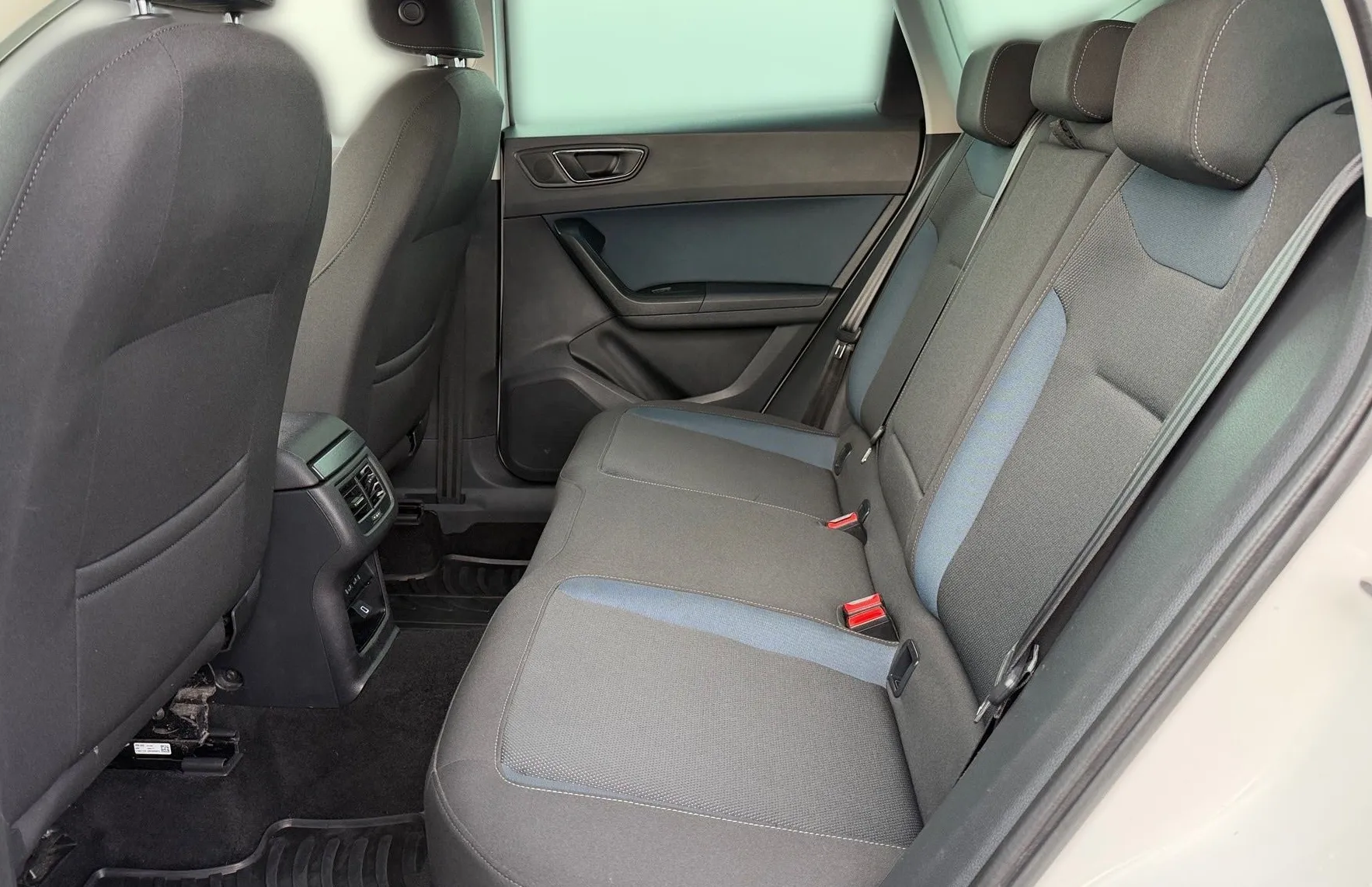 Zunanja slika - Seat Ateca - 1.5 TSI STYLE -Slovensko vozilo + Vlečna kljuka... - 11