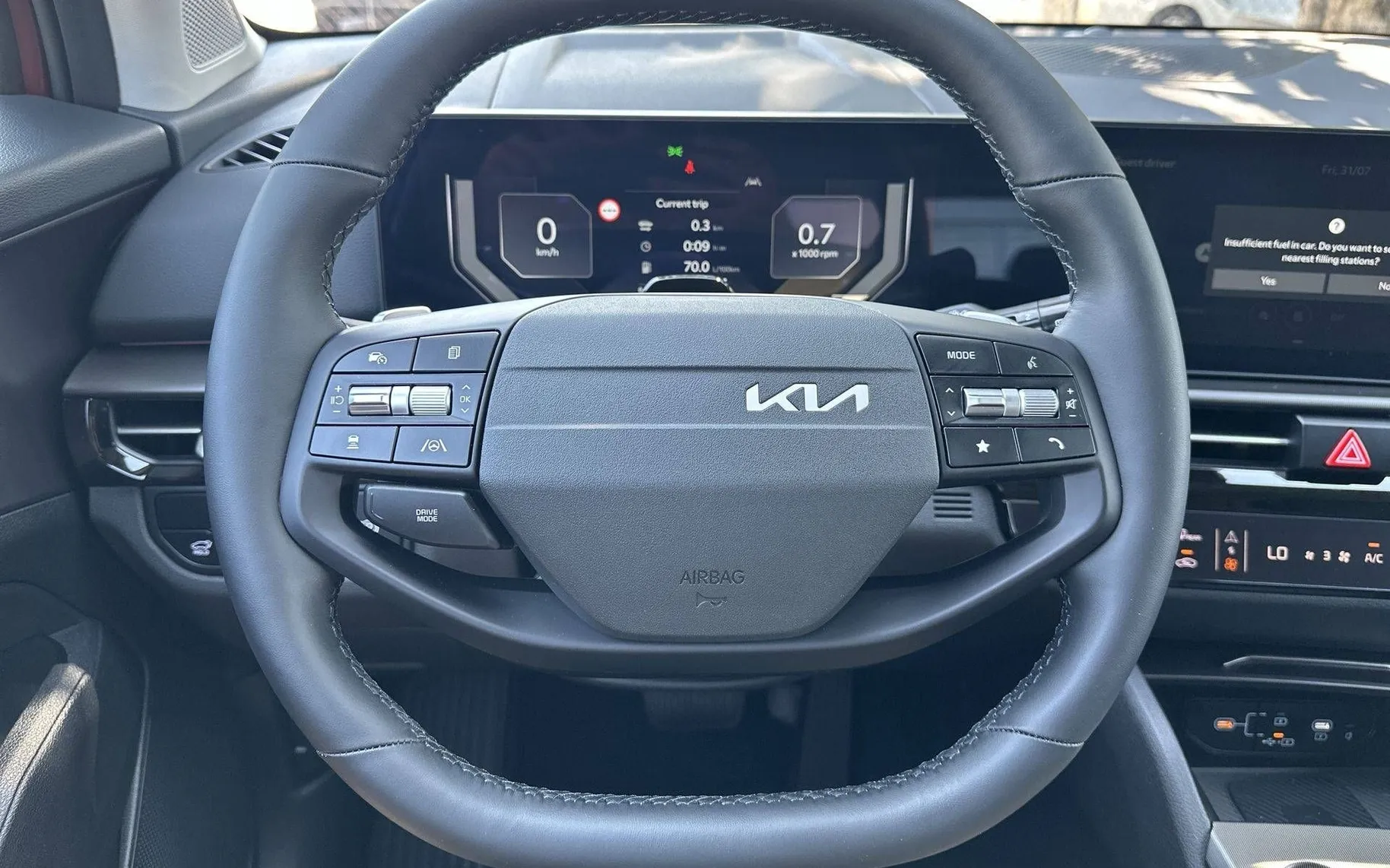Notranja slika - KIA Sportage - 1.6 T-GDI EX Style ISG DCT - 14