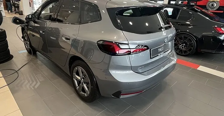 Zunanja slika - BMW Serija 2 - Active Tourer: 225e xDrive DCT - 6