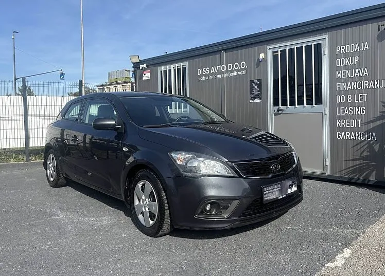 Zunanja slika - KIA Ceed - 1.4 benc. NA KREDIT BREZ POLOGA - 7
