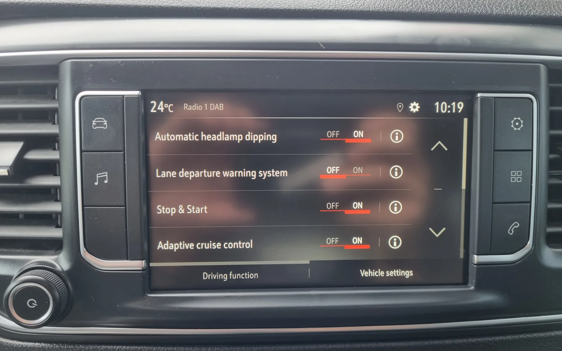Zunanja slika - Opel Zafira - Life 2.0d M - 8 sedežev + VLEČNA KLJUKA - 7
