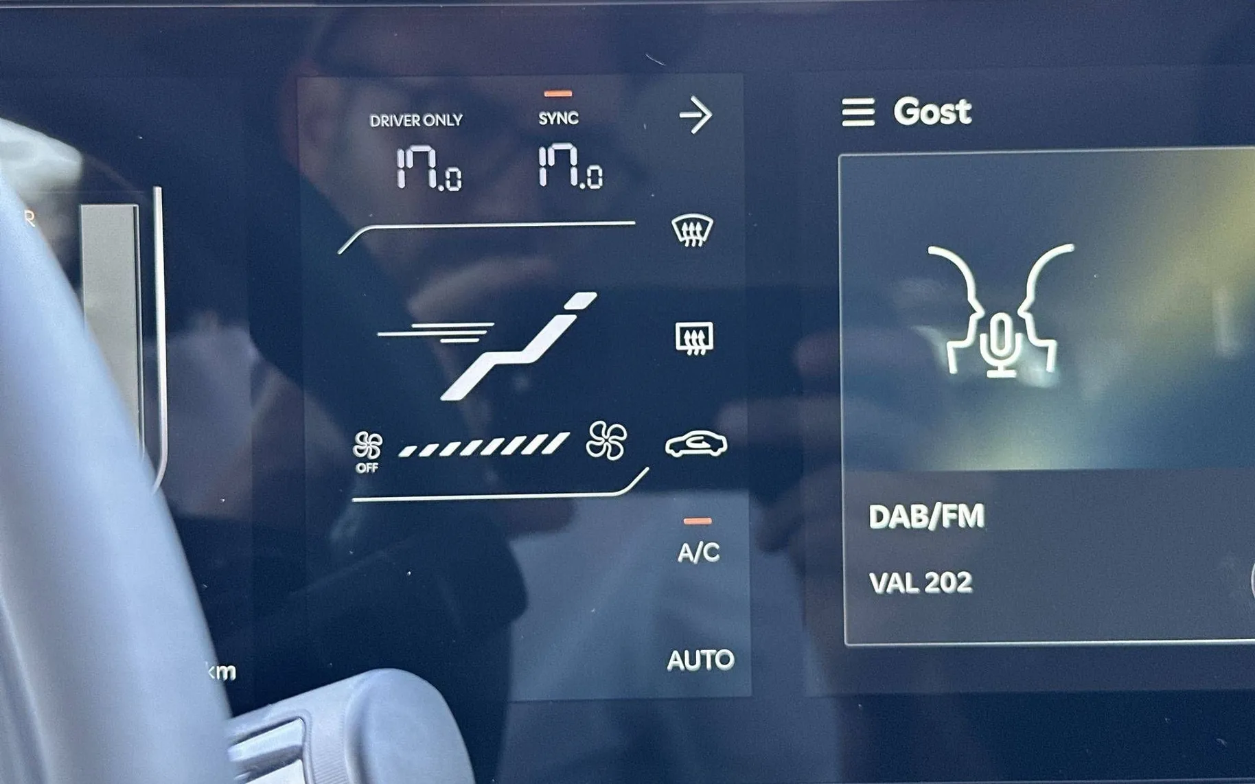 Notranja slika - KIA EV2 - 42.2 kWh Air - 19