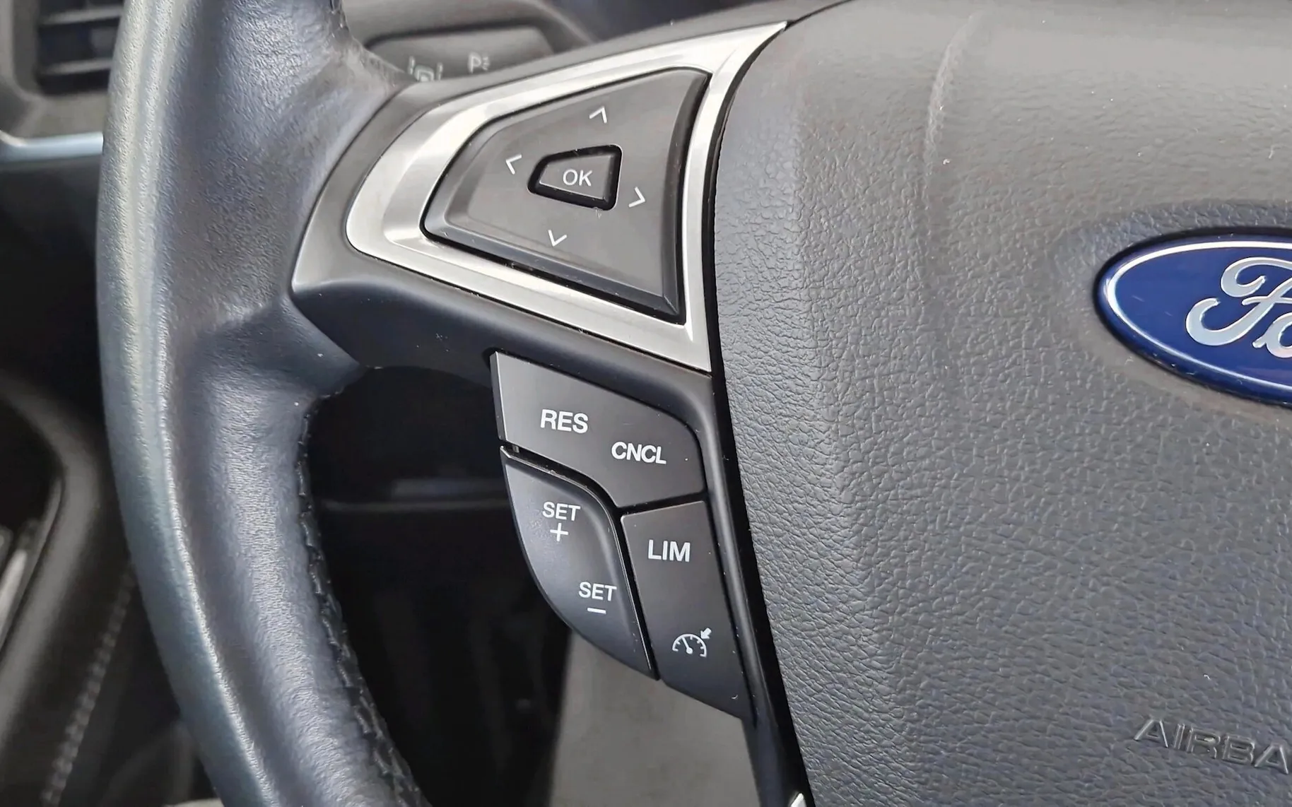 Zunanja slika - Ford S-MAX - 2.0 EcoBlue Titanium Aut.8-NAVI-DAB-KEYLESS-KAMERA - 13