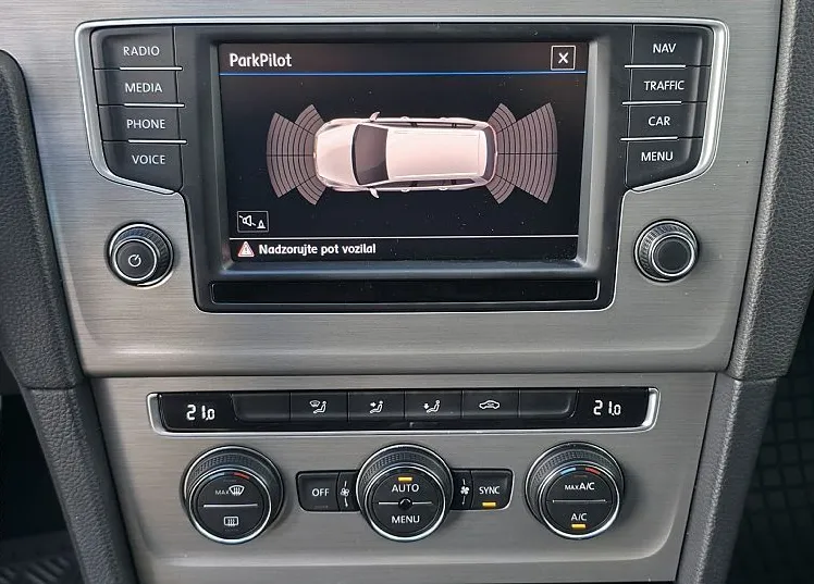 Zunanja slika - VW Golf - Variant 2.0TDI DSG Comfortline ACC•NAVI•PARK-SENZORJI•17C• - 11