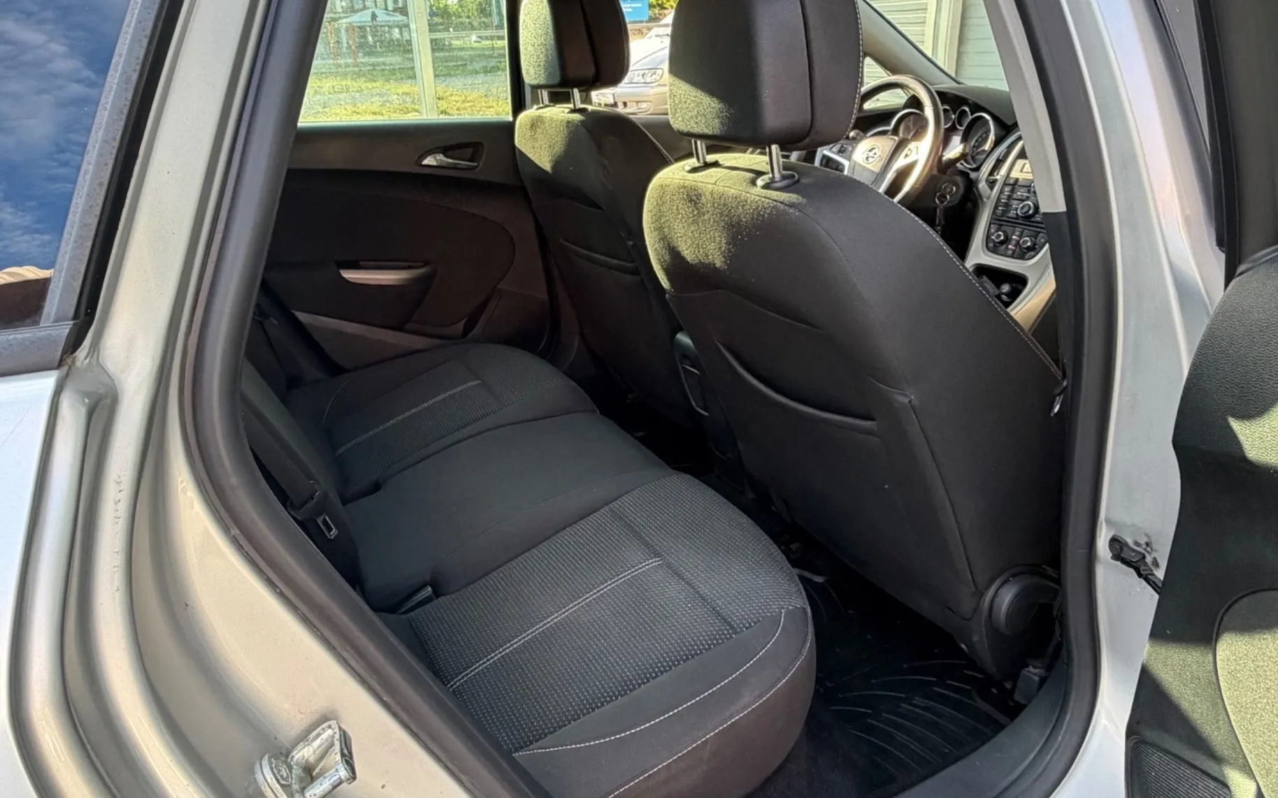 Notranja slika - Opel Astra - 1.7 CDTI-NAVIGACIJA-TEMPOMAT-SERVISNA KNJIGA-PDC - 12
