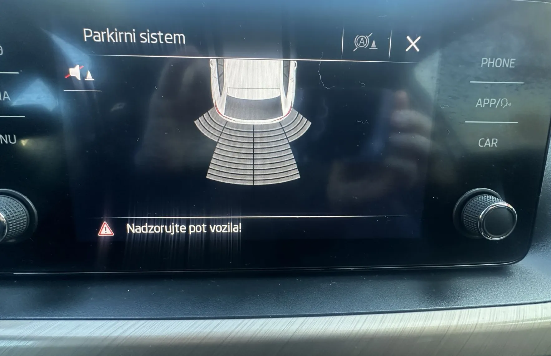 Zunanja slika - Škoda Scala - 1.5 TSI ACT. 110kW.SLOVENSKI.SAMO 91.000 KM.VSI SE - 4