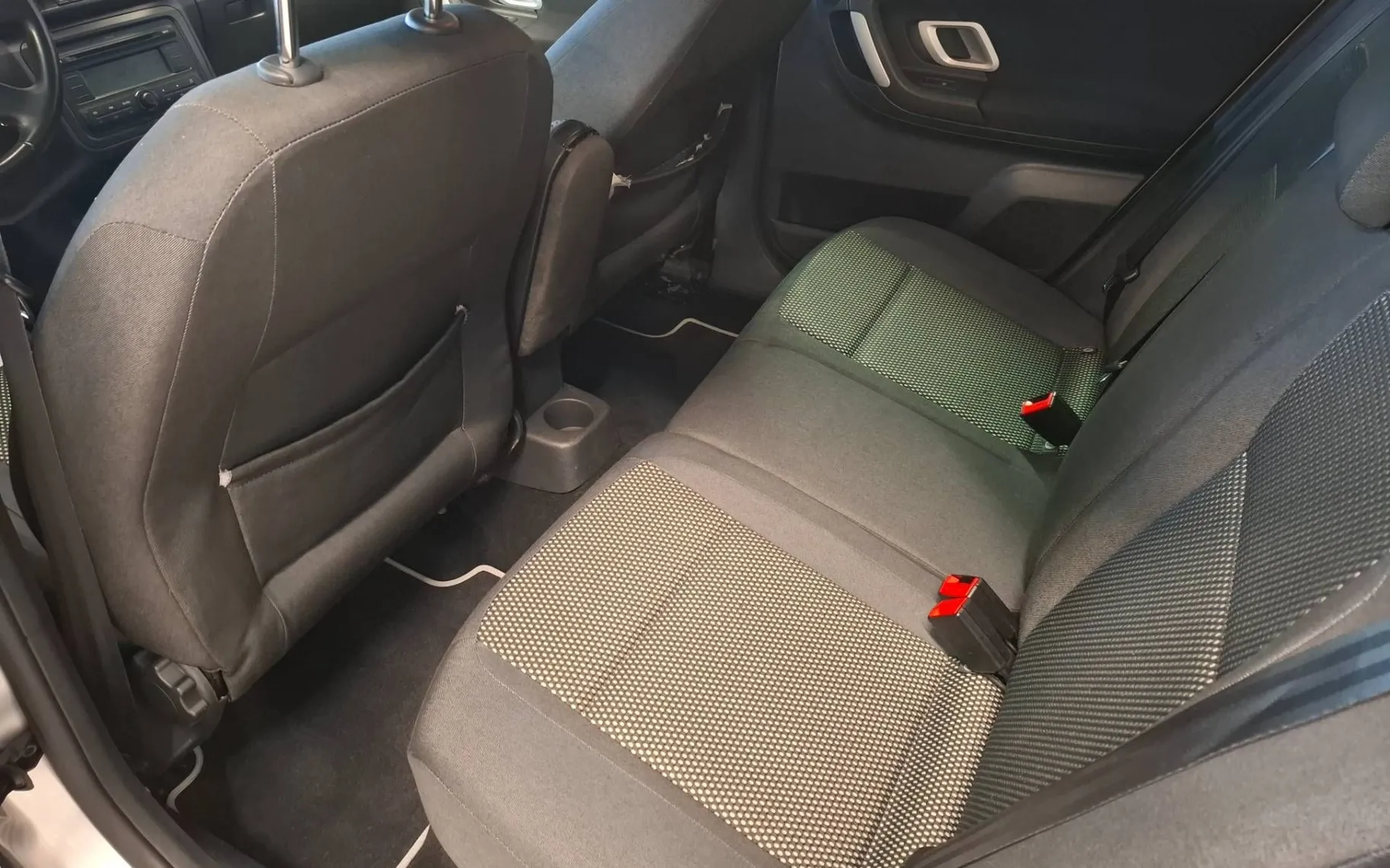 Notranja slika - Škoda Fabia - Combi 1.6 Scout KREDIT BREZ POLOGA-KOT NOVA - 9