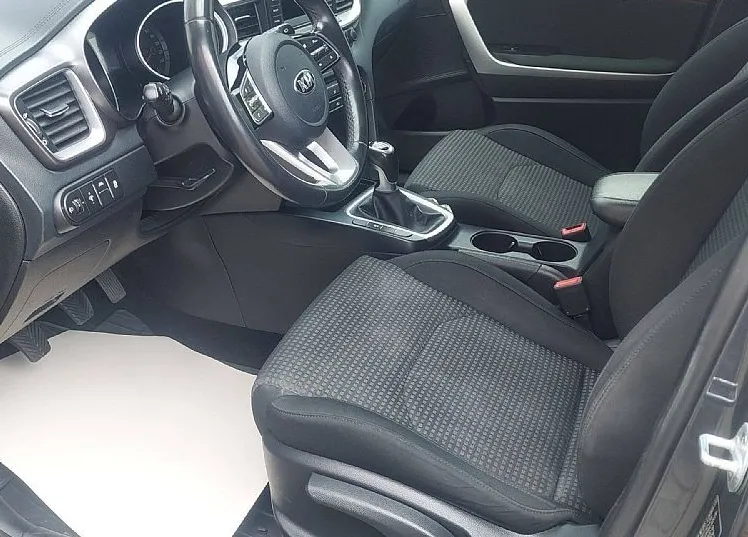 Zunanja slika - KIA Ceed - SW 1.6 CRDi 85kW M T ISG LX Edition - 4