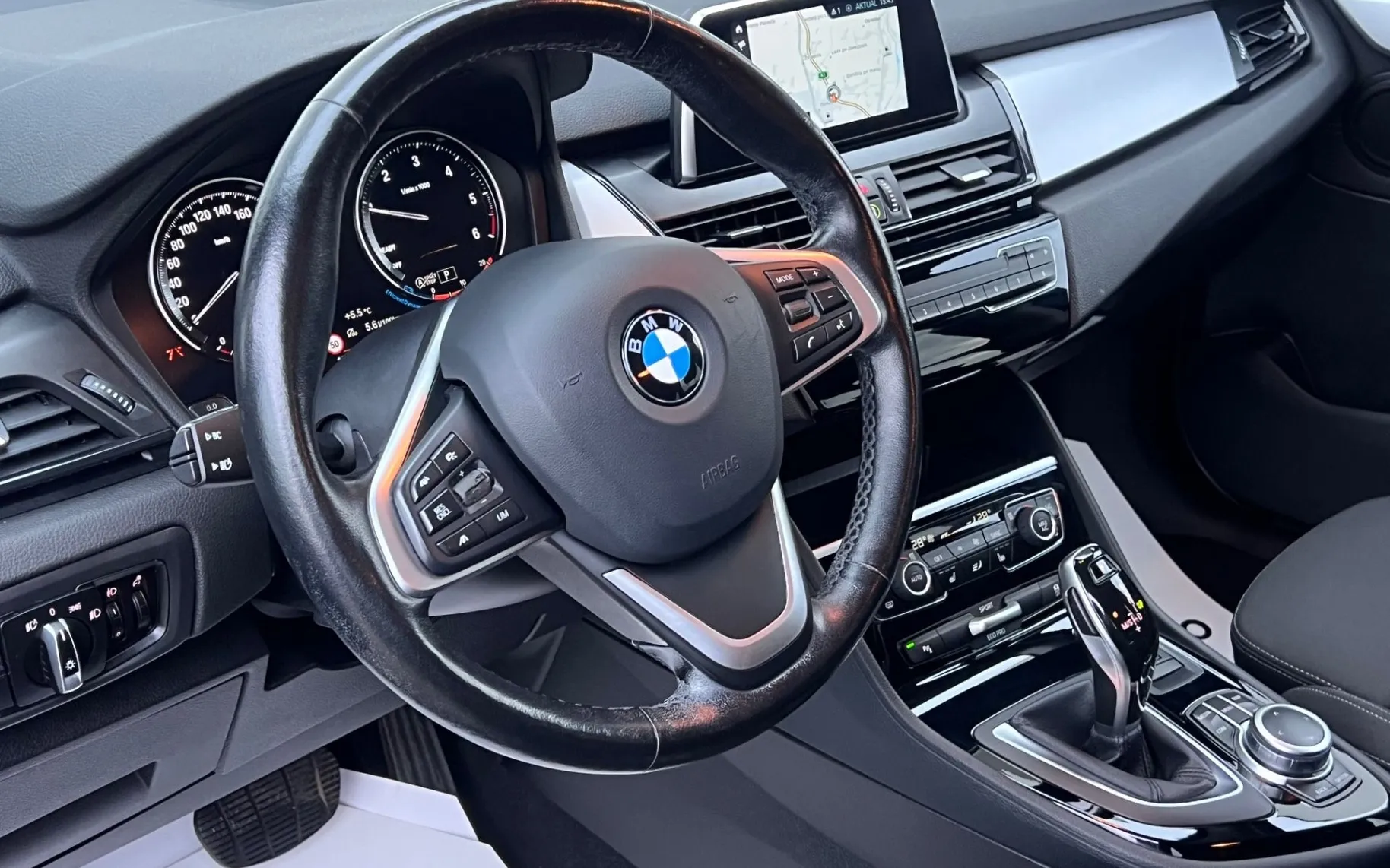 Notranja slika - BMW serija 2 Active Tourer: - 216d+SPORT+LED+MEMORY+NAVI - 11
