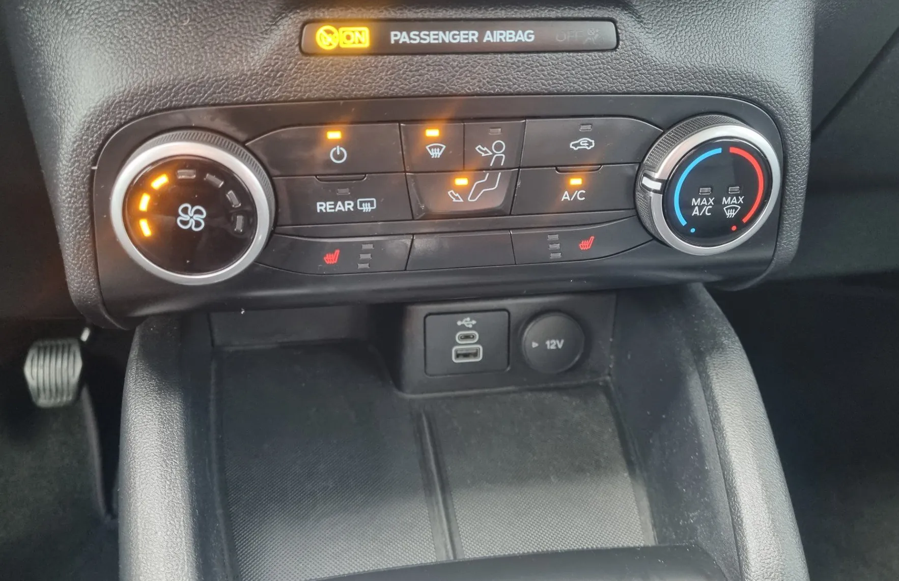 Zunanja slika - Ford Kuga - 1.5 EcoBoost - NAVI-DAB-PDC-TEMP. - AKCIJSKA CENA - 17