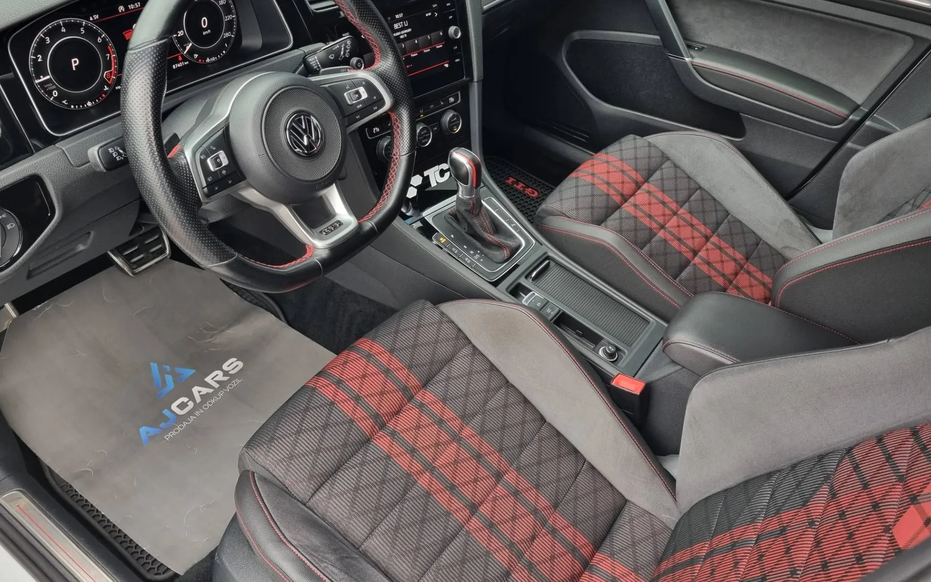 Zunanja slika - VW Golf - 2.0 GTI TCR avt. 290PS-Alcantara-Virtual-DSG-Alu - 9