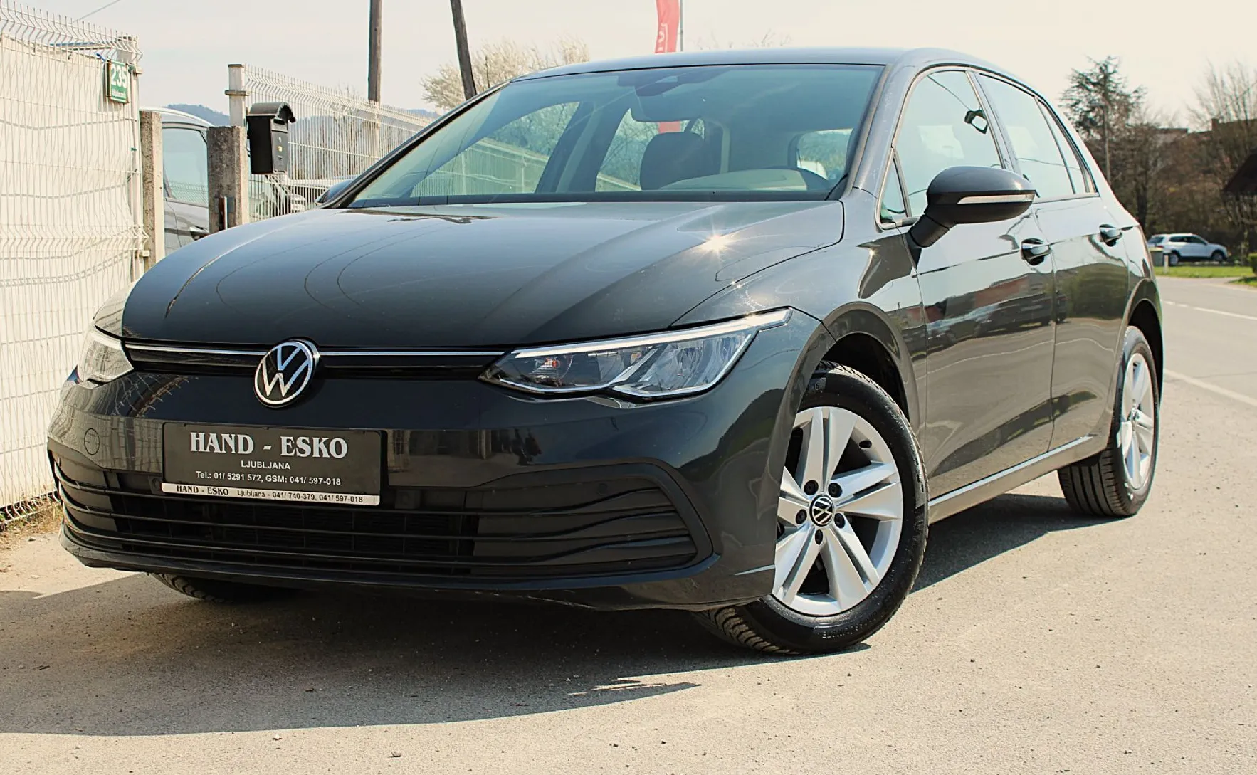 Zunanja slika - Volkswagen Golf - 2.0 TDI BUSINESS 85  115  LED NAVI ALU PDC KAMERA - 10