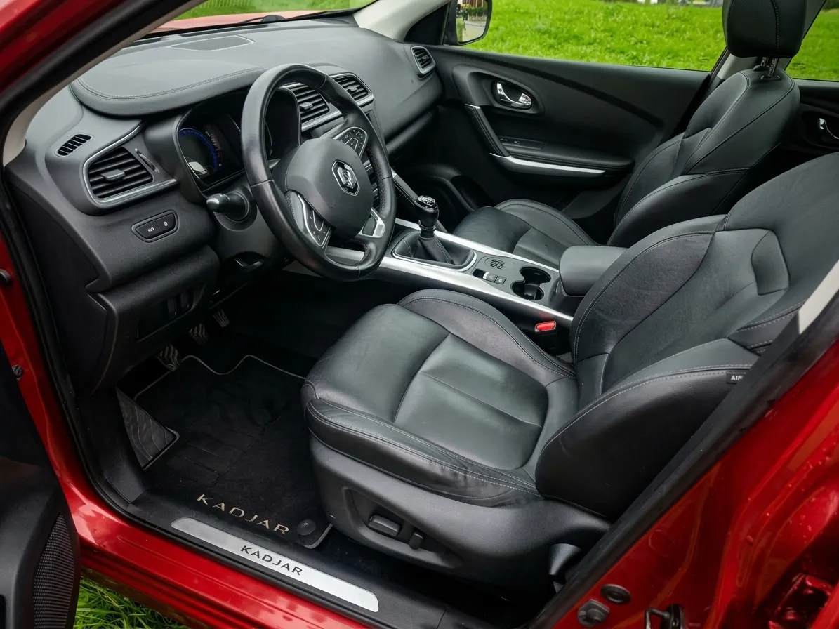 Notranja slika - Renault Kadjar - dCi 130 Energy Bose Edition - 12