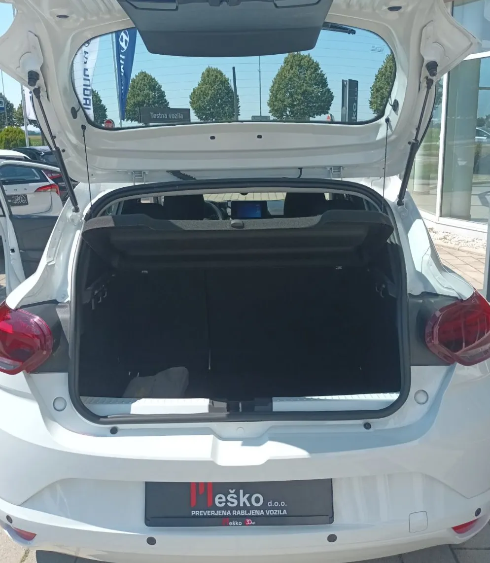 Zunanja slika - Dacia Sandero - 1.0 TCe 90 NAVI.TEMPOMAT.PDC - 14