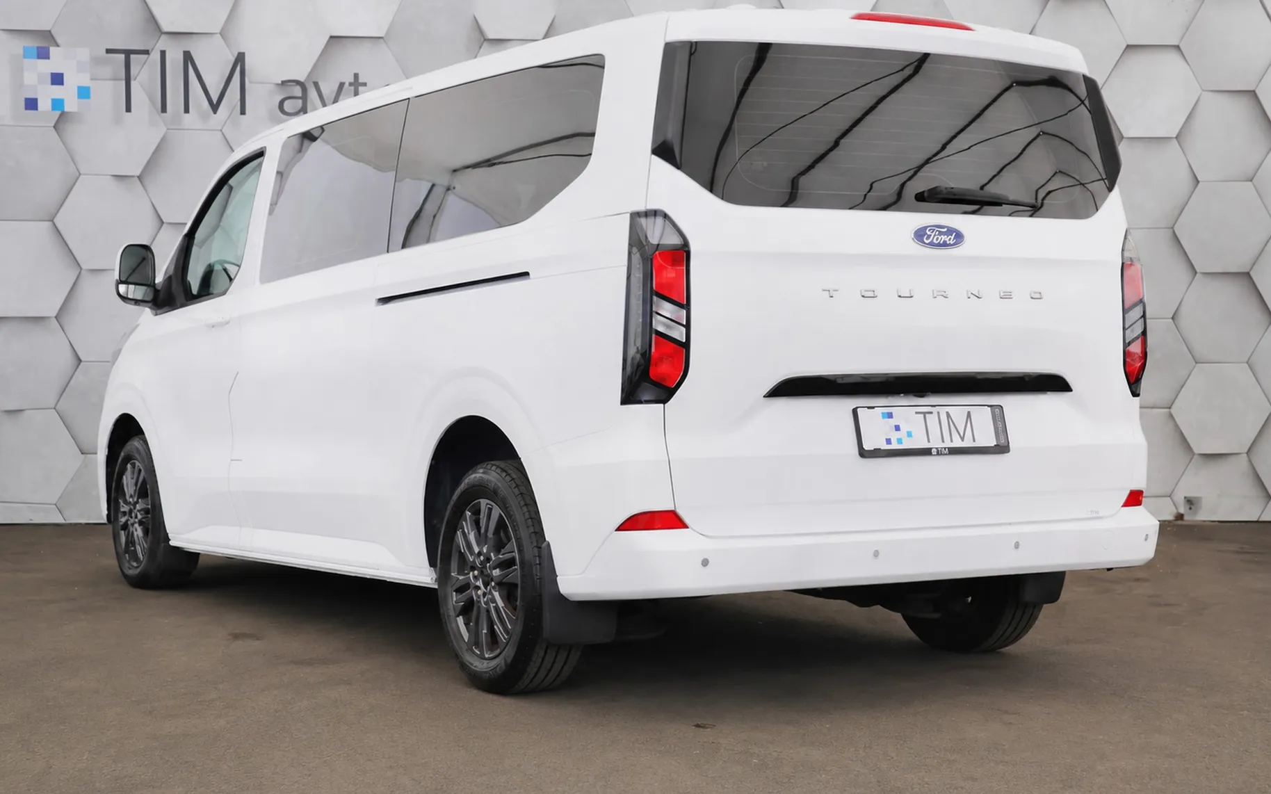 Zunanja slika - Ford E-Transit Custom - L2 2.0 TDCi Titanium 150KM 1+8 - 4