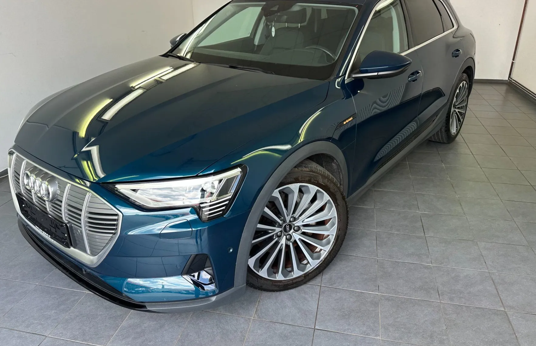 Zunanja slika - Audi e-tron - quattro 50 electric 230kW.KAMERA.NAVI.GRET.SED.LED - 1