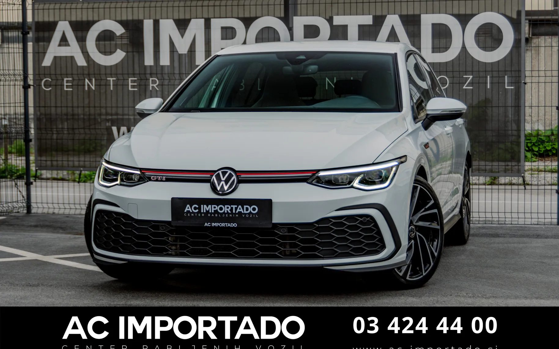 Zunanja slika - Volkswagen Golf - 2.0 TSI GTI-LED-ACC-H-K-HLAJ-MEM-KAM-19C - 1