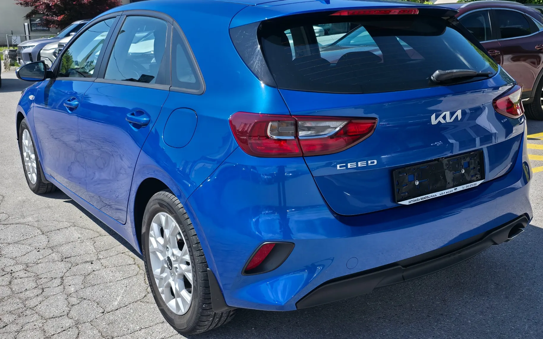 Zunanja slika - KIA Ceed - 1,0 T-GDI GT-Line ISG - 4