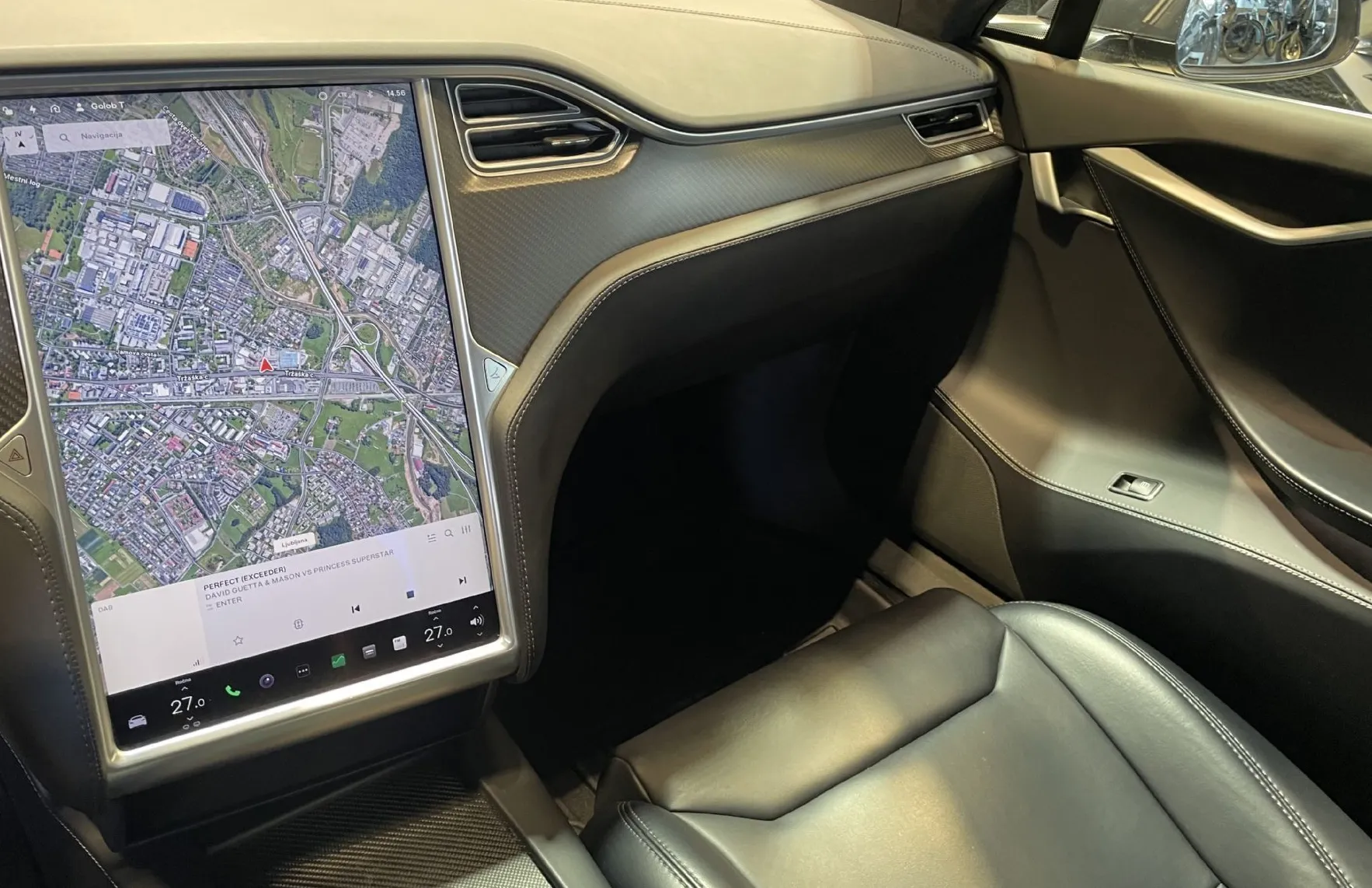 Zunanja slika - Tesla Model S - -PANO-HEADUP-KEYLESS-SAMO 95.000KM - 12