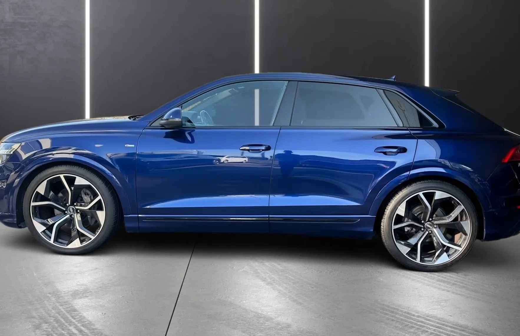 Zunanja slika - Audi Q8 - 50 TDI Q 3×S LINE HD MATRIX VIRTUAL RADAR KAMERA - 4