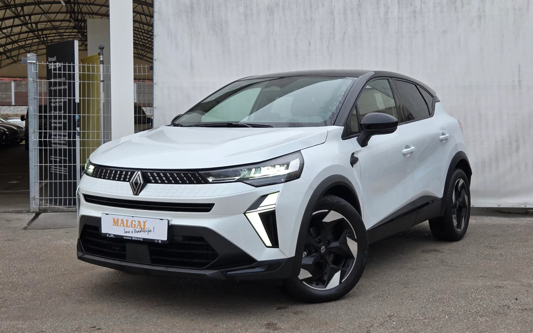 Zunanja slika - Renault Captur - Techno TCe140 Avtomatik+Navi Park+Zimske gume - 12