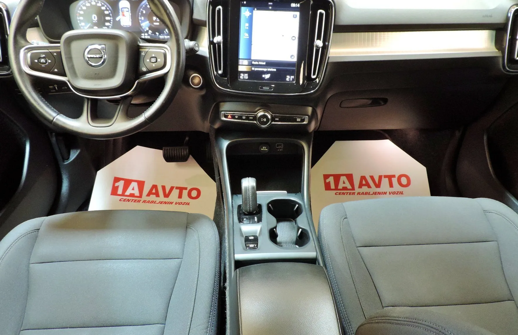 Zunanja slika - Volvo XC40 - T4 Recharge Twin Engine Inscription Avt. - 13
