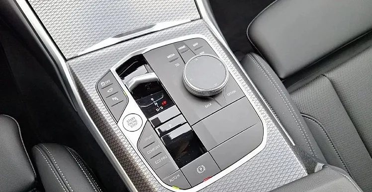 Zunanja slika - BMW Serija 3 - Touring: 320d xDrive  AT  SLO - ACC - HARMAN - 15