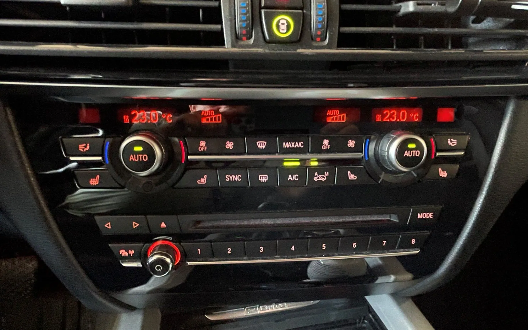 Zunanja slika - BMW X5 - X 5 XDRIVE 40 e AUT. LED.NAVI. KAMERA 360. OGR.SED - 14
