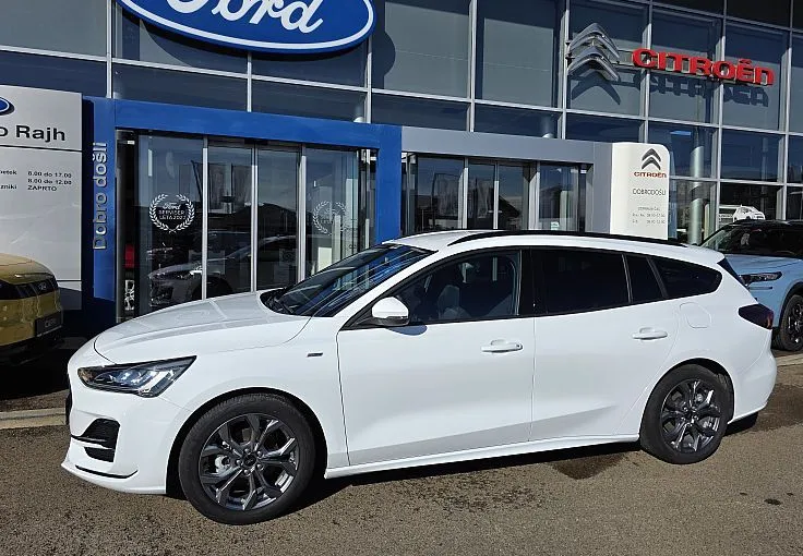 Zunanja slika - Ford Focus - ST-Line 1.0 Ecoboost Hybrid 155KM - 2