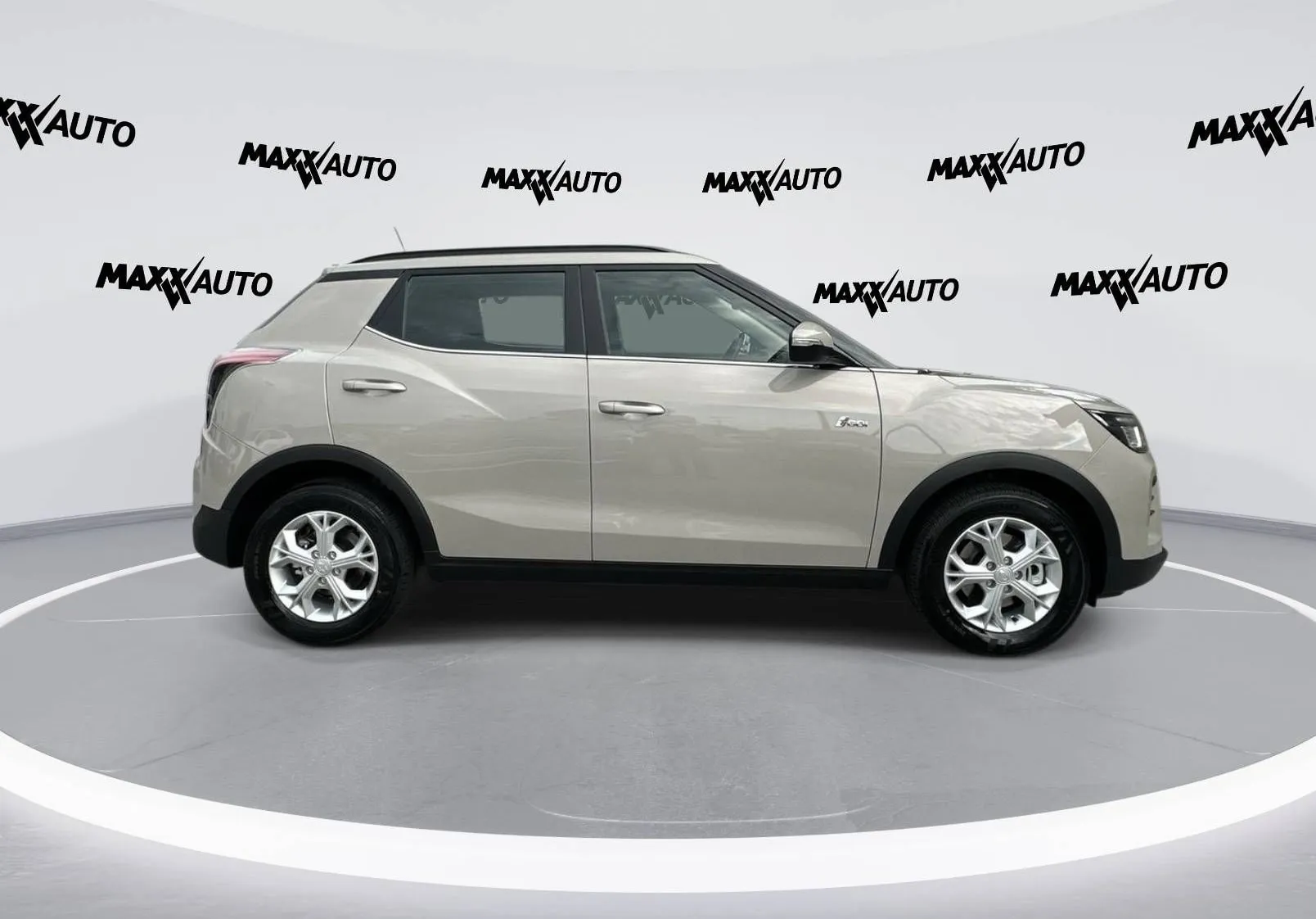 Zunanja slika - KG Mobility Tivoli - 1.5 GDI-T Fresh MT... - 4