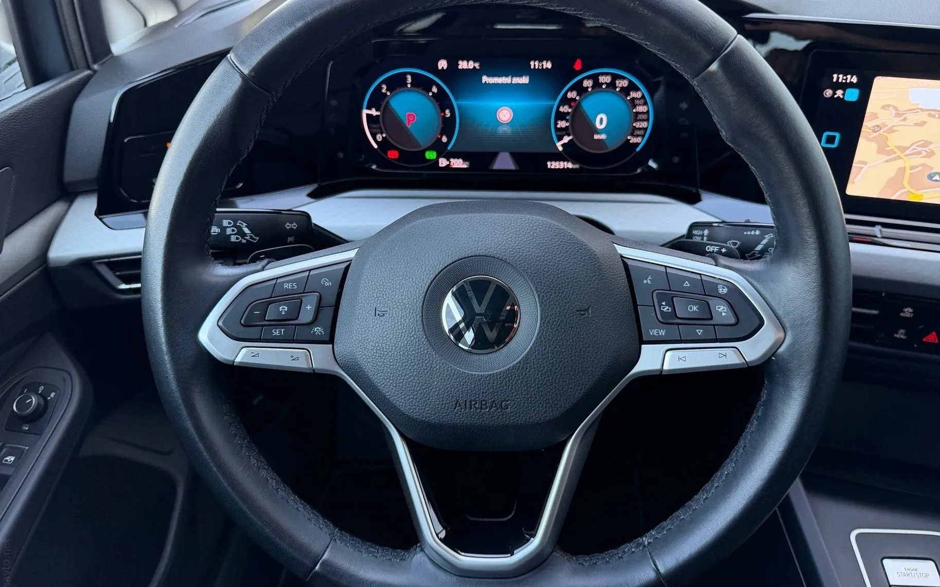 Notranja slika - Volkswagen Golf - 2.0 TDI BMT Life DSG-LED-ACC-PDC-Vzv.kamera-Masaža - 8